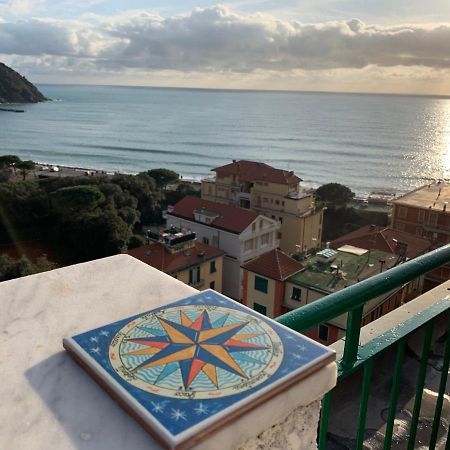 Sunray By The Sea Διαμέρισμα Λεβάντο Εξωτερικό φωτογραφία